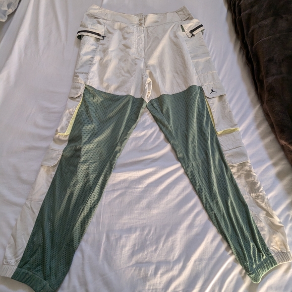 Air Jordan Cargo Pants - Picture 1 of 7